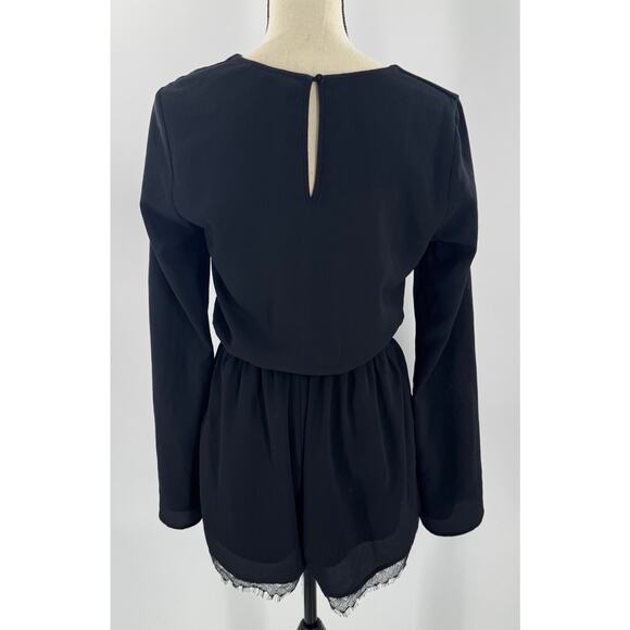 Illa Illa Black Romper Shorts Jumpsuit Long Sleeve Formal Wrap Lace Cockatail S - Picture 4 of 4